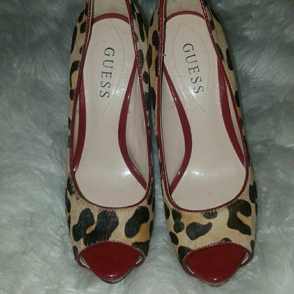 Guess Leather Hyde Red Heel - Picture 4 of 4